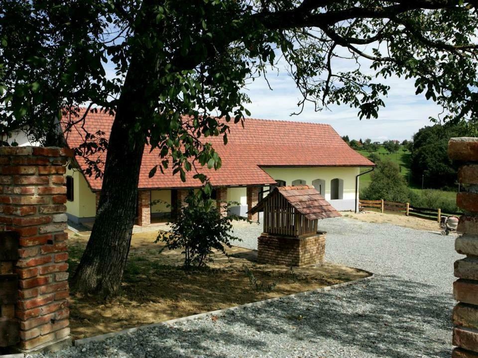 Apartments Mali Raj Dolenci Екстериор снимка
